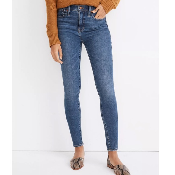 Madewell 10" High-Rise Skinny Jeans in Wendover Wash: TENCEL™ Denim - Picture 2 of 14